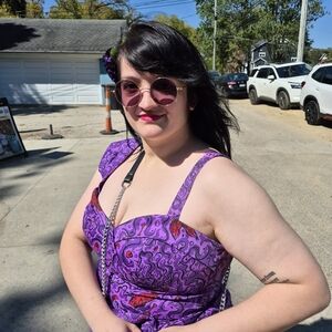 Meet your Posher, Reagan